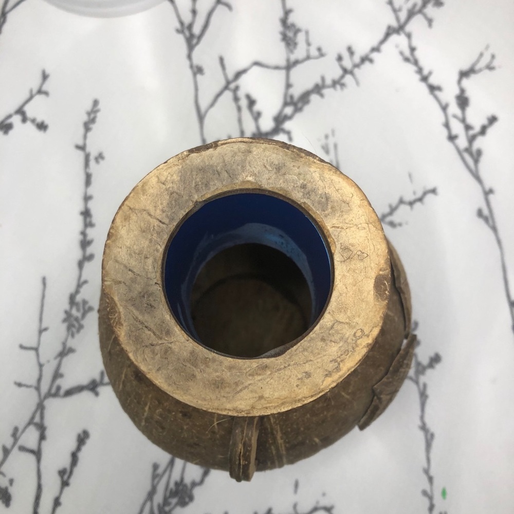 Handcrafted Coconut Vase - Picture 5 of 6